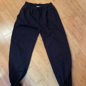 Brandy Melville Rosa Sweatpants